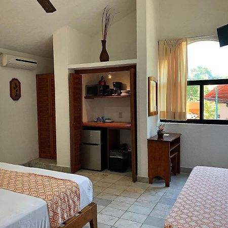 Villas Mercedes Zihuatanejo Extérieur photo
