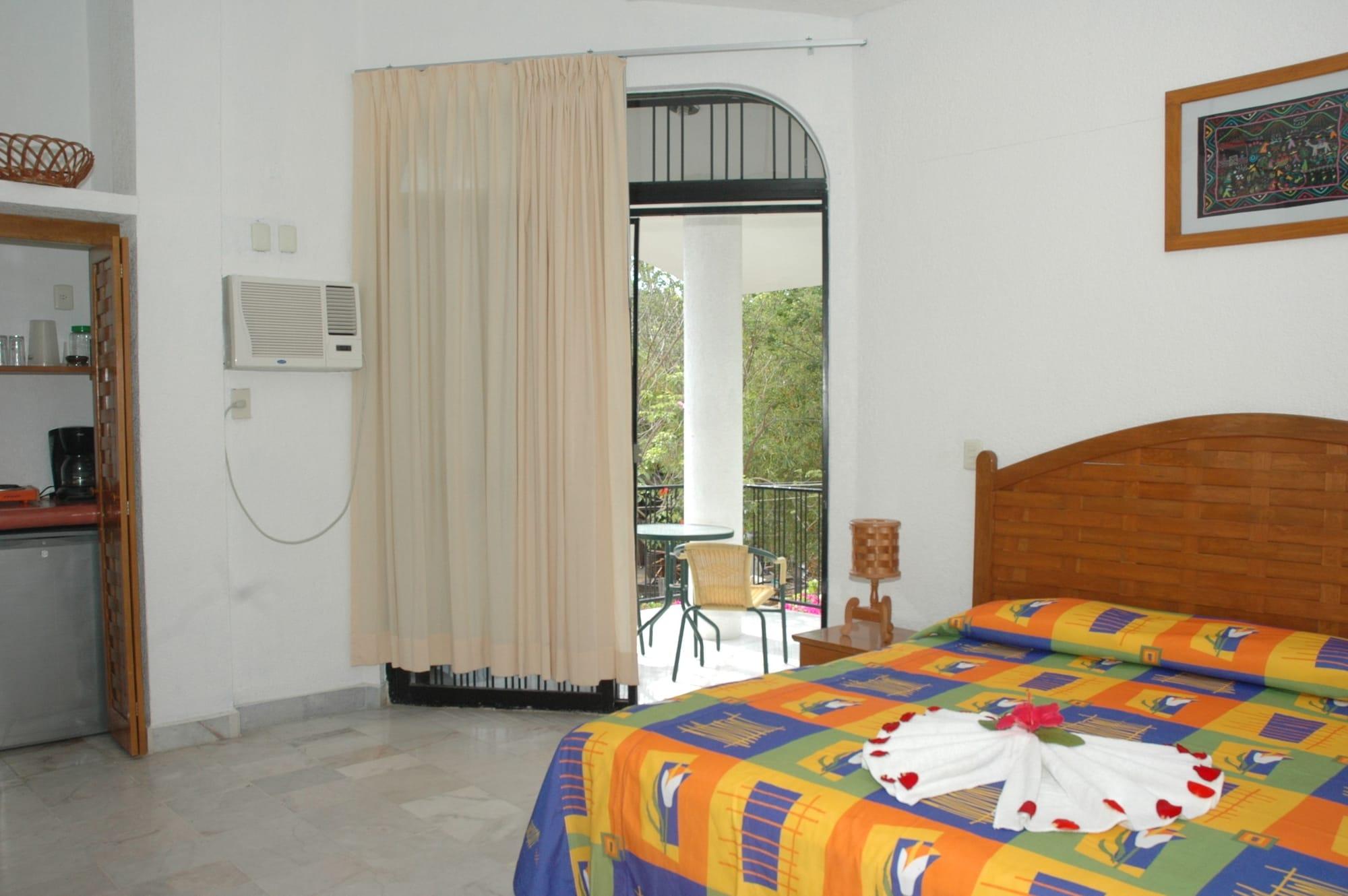 Villas Mercedes Zihuatanejo Extérieur photo