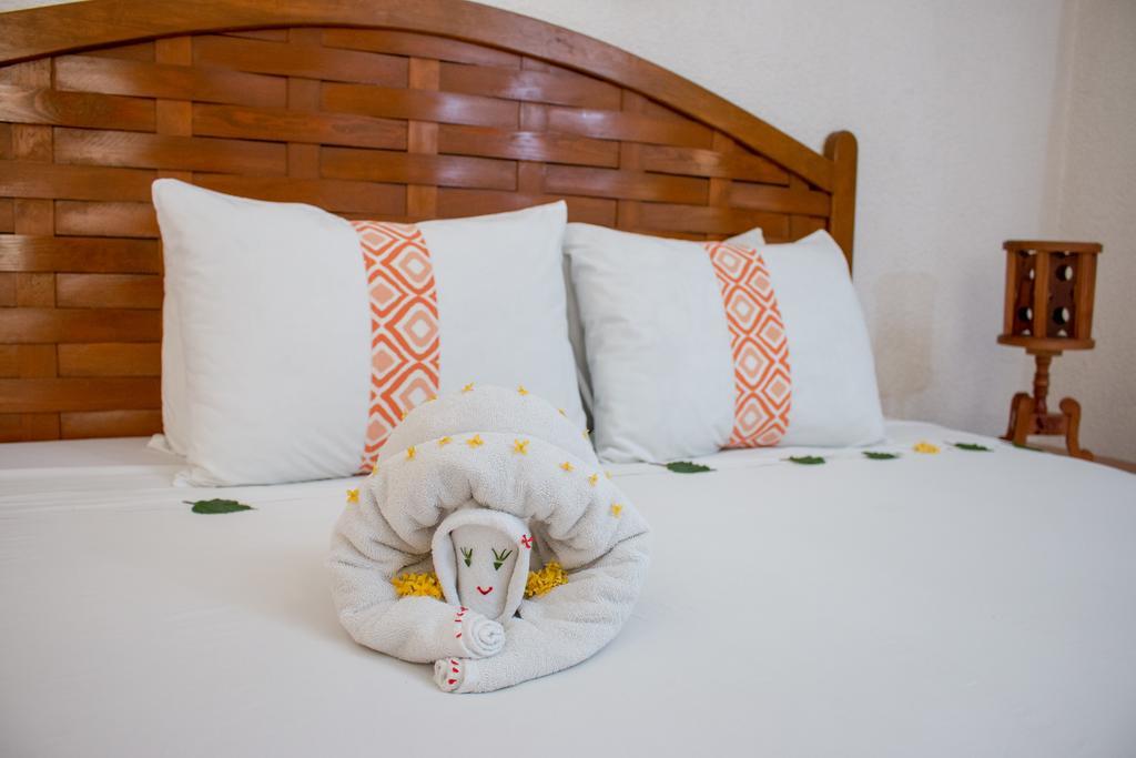 Villas Mercedes Zihuatanejo Extérieur photo
