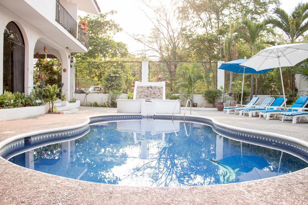 Villas Mercedes Zihuatanejo Extérieur photo